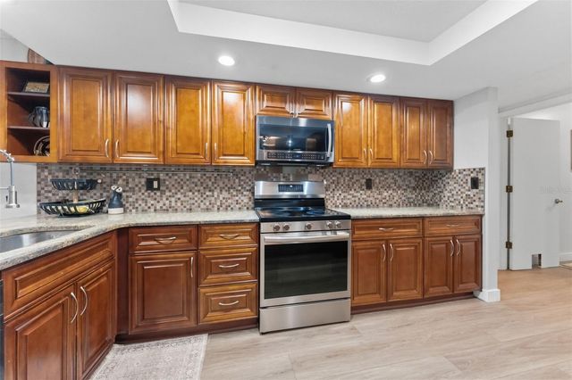 7226 HUMMINGBIRD LANE, New Port Richey, FL 34655