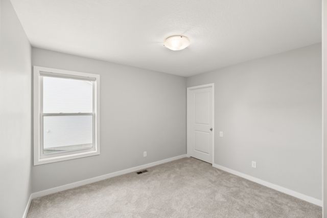 186 NE 56th Street, Pleasant Hill, IA 50327