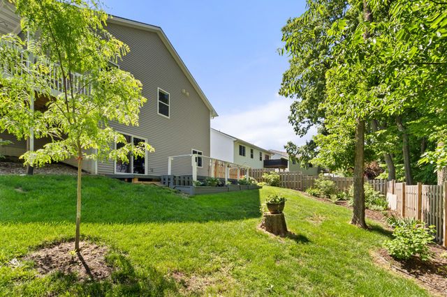 186 NE 56th Street, Pleasant Hill, IA 50327