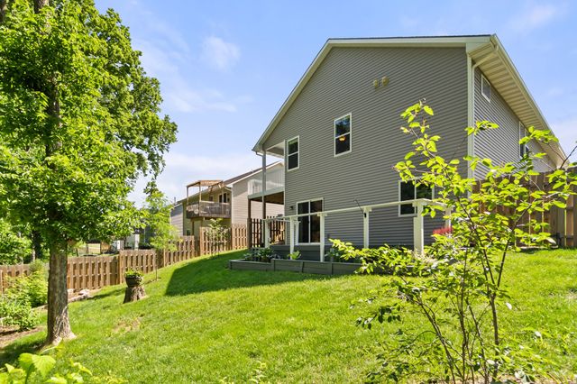186 NE 56th Street, Pleasant Hill, IA 50327