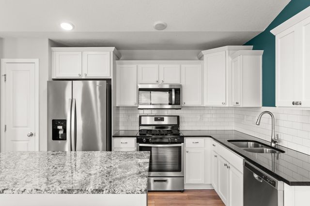 186 NE 56th Street, Pleasant Hill, IA 50327