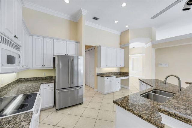 3899 Midshore DR, Naples, FL 34109