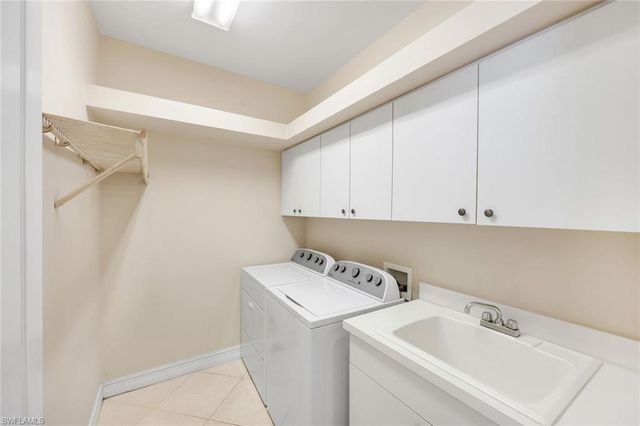 3899 Midshore DR, Naples, FL 34109