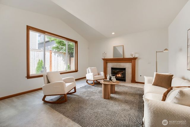 27419 237th Ave Avenue SE, Maple Valley, WA 98038