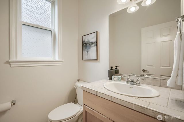 27419 237th Ave Avenue SE, Maple Valley, WA 98038