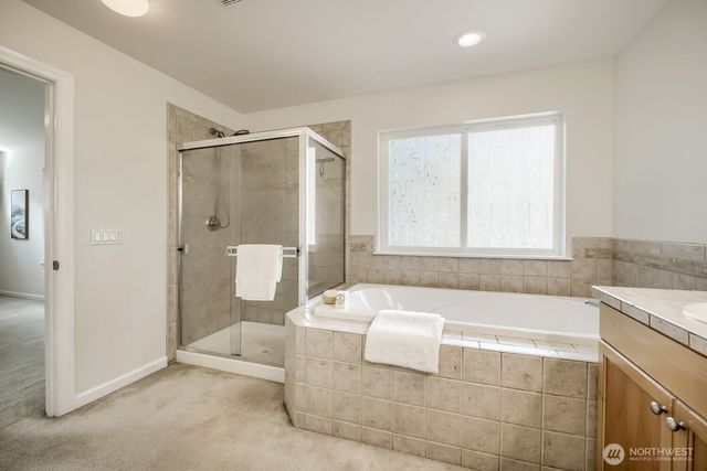 27419 237th Ave Avenue SE, Maple Valley, WA 98038