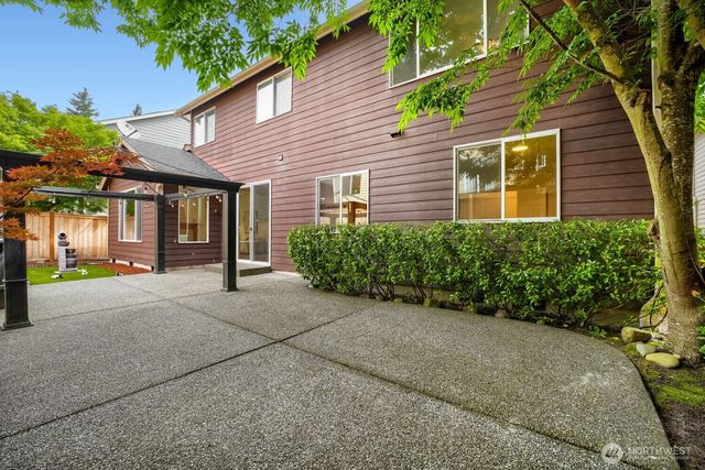 27419 237th Ave Avenue SE, Maple Valley, WA 98038
