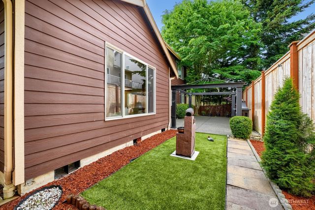 27419 237th Ave Avenue SE, Maple Valley, WA 98038