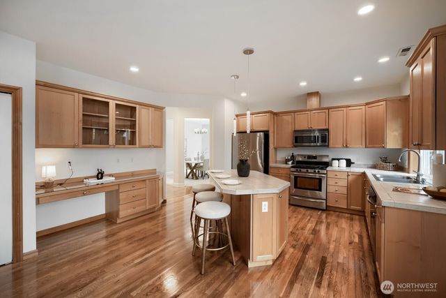 27419 237th Ave Avenue SE, Maple Valley, WA 98038