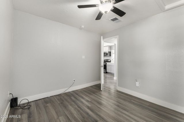 619 W CHIPMAN Road, Phoenix, AZ 85041