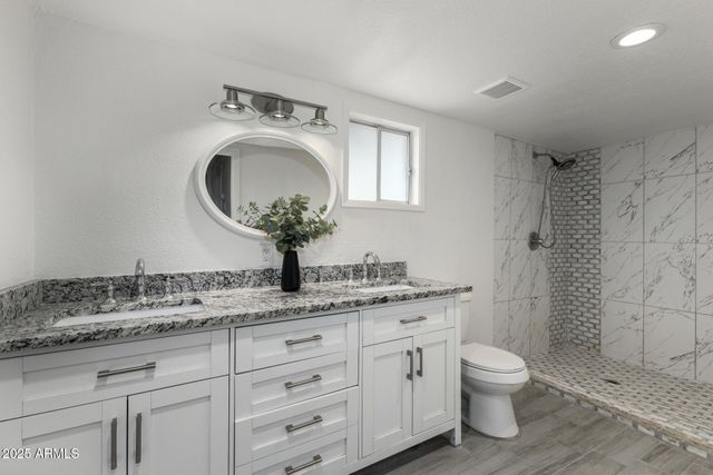 619 W CHIPMAN Road, Phoenix, AZ 85041