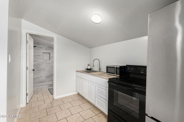 619 W CHIPMAN Road, Phoenix, AZ 85041