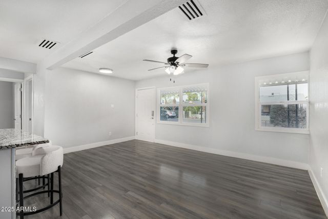 619 W CHIPMAN Road, Phoenix, AZ 85041