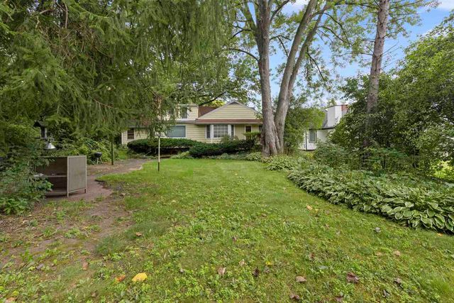 1721 PARKVIEW Avenue, Rockford, IL 61107