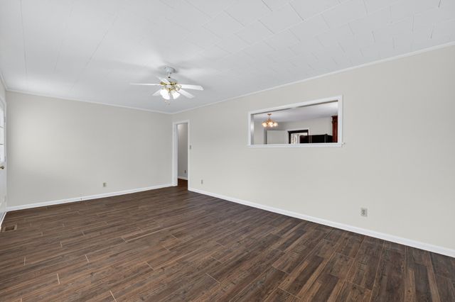 140 Simmons Cir, Fayetteville, TN 37334