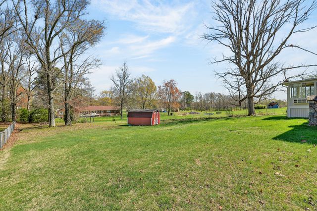 140 Simmons Cir, Fayetteville, TN 37334