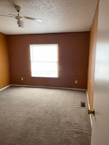 3221 N BOLTON Street, Amarillo, TX 79107