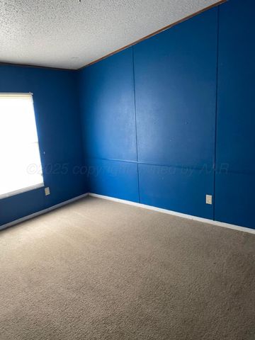 3221 N BOLTON Street, Amarillo, TX 79107