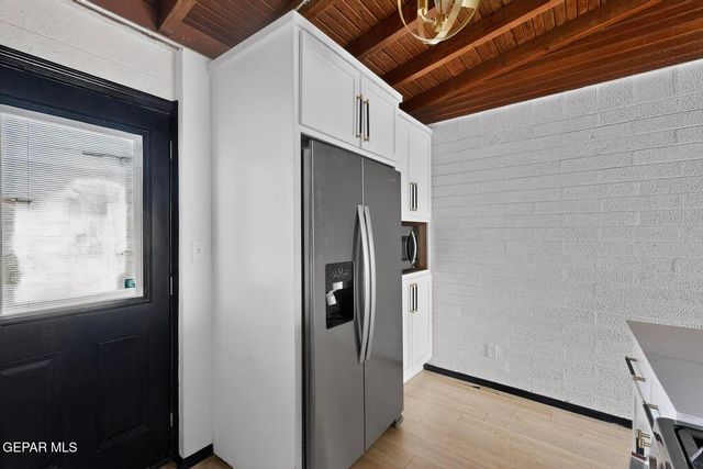 6203 TROWBRIDGE Drive, El Paso, TX 79905