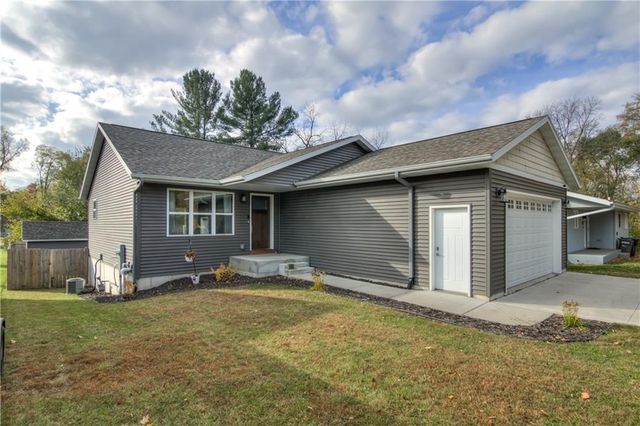 743 Gilbert Street, Eau Claire, WI 54703