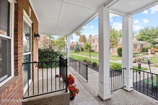 657 Breckenridge Ln F2, Louisville, KY 40207