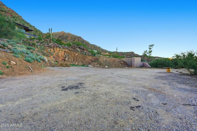 5240 N 61ST Street 3, Paradise Valley, AZ 85253
