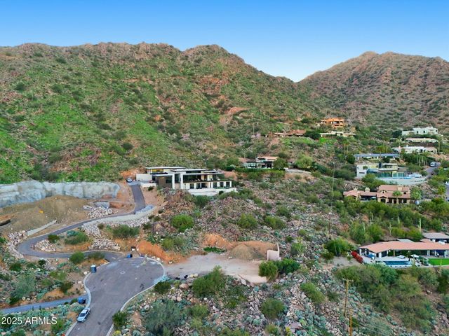 5240 N 61ST Street 3, Paradise Valley, AZ 85253