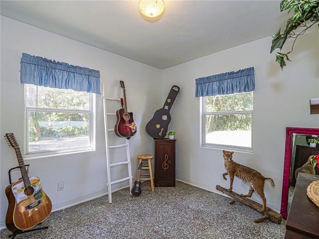 2049 50th Avenue, Vero Beach, FL 32966