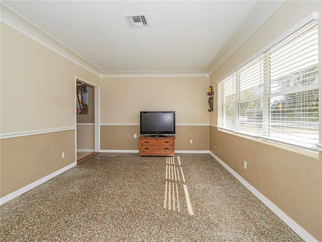 2049 50th Avenue, Vero Beach, FL 32966