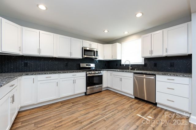 406 Harris Lane, Monroe, NC 28112