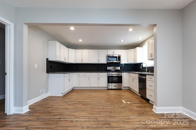 406 Harris Lane, Monroe, NC 28112