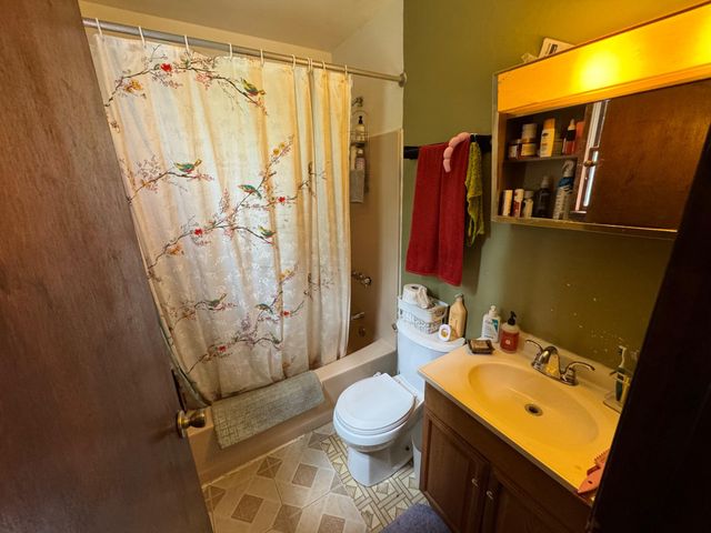2470 GRANT AVE, Franklinville, NJ 08094