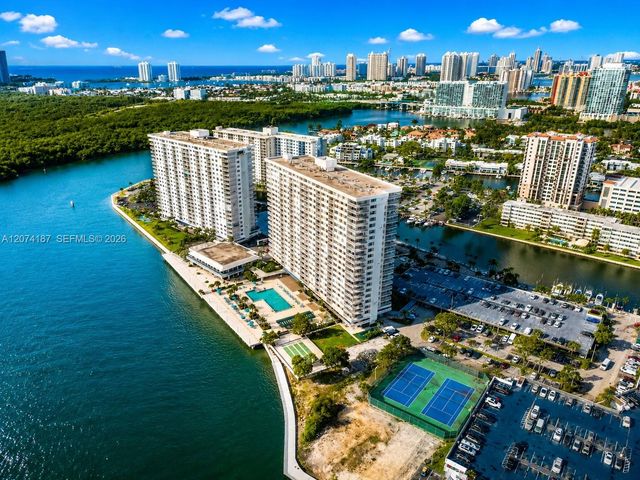 300 Bayview Drive 807, Sunny Isles Beach, FL 33160