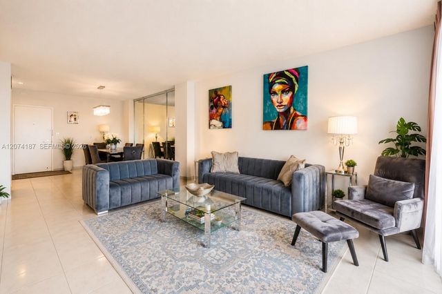 300 Bayview Drive 807, Sunny Isles Beach, FL 33160