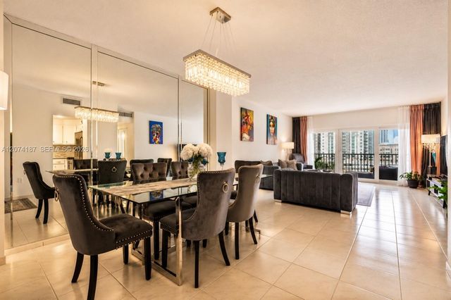 300 Bayview Drive 807, Sunny Isles Beach, FL 33160