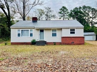 405 S Austin S Street, Maxton, NC 28364