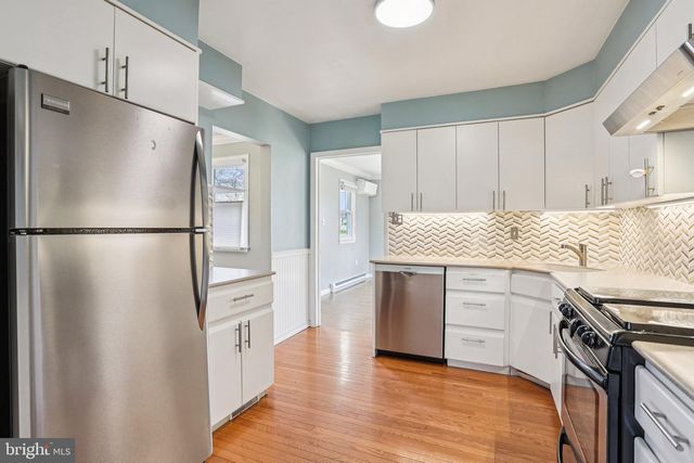 2114 LORI DR, Wilmington, DE 19808