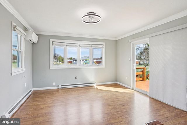 2114 LORI DR, Wilmington, DE 19808