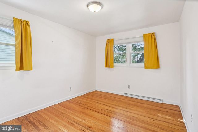 2114 LORI DR, Wilmington, DE 19808