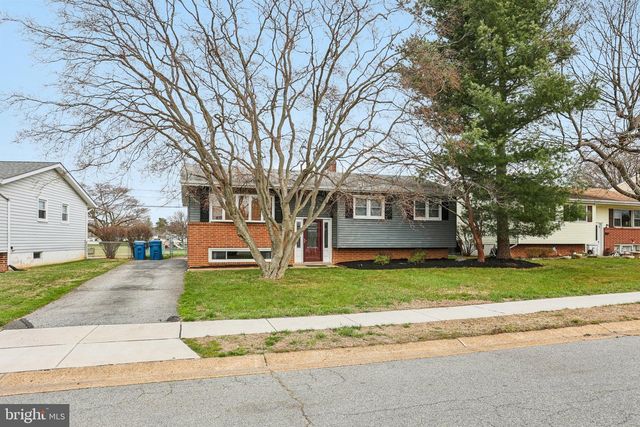 2114 LORI DR, Wilmington, DE 19808