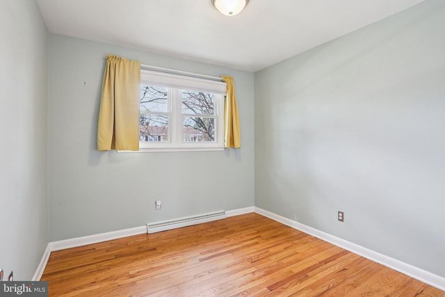 2114 LORI DR, Wilmington, DE 19808