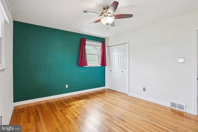 2114 LORI DR, Wilmington, DE 19808