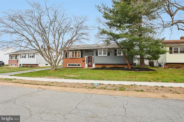 2114 LORI DR, Wilmington, DE 19808