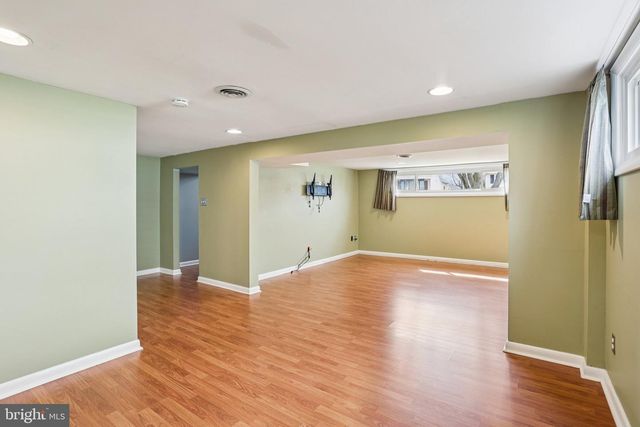 2114 LORI DR, Wilmington, DE 19808