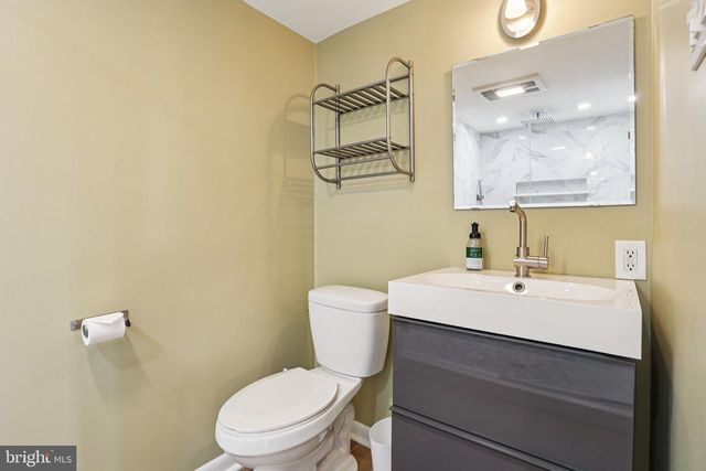 2114 LORI DR, Wilmington, DE 19808