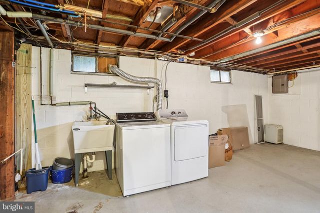 2114 LORI DR, Wilmington, DE 19808