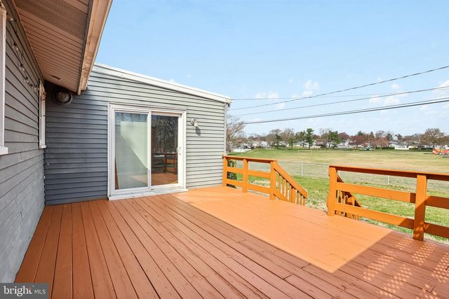 2114 LORI DR, Wilmington, DE 19808