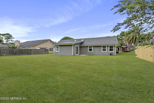 8852 BANDERA Circle S, Jacksonville, FL 32244