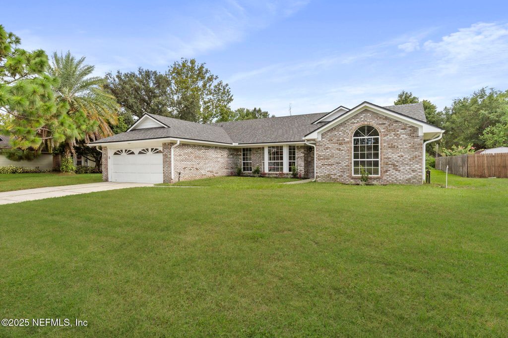 8852 BANDERA Circle S, Jacksonville, FL 32244