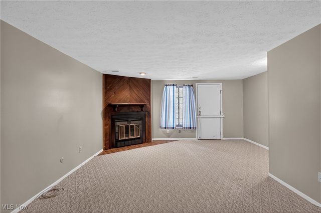 7821 Hills And Dales Road NW C, Massillon, OH 44646